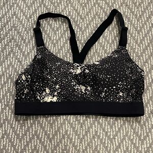 Women's Black and White Sports Bra